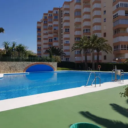 Estudio Luminoso Junto A La Playa Lägenhet