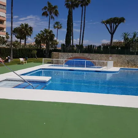 Estudio Luminoso Junto A La Playa *