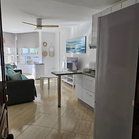 Estudio Luminoso Junto A La Playa * Torrox