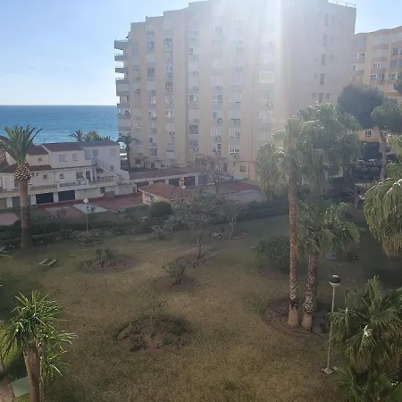 Estudio Luminoso Junto A La Playa Torrox